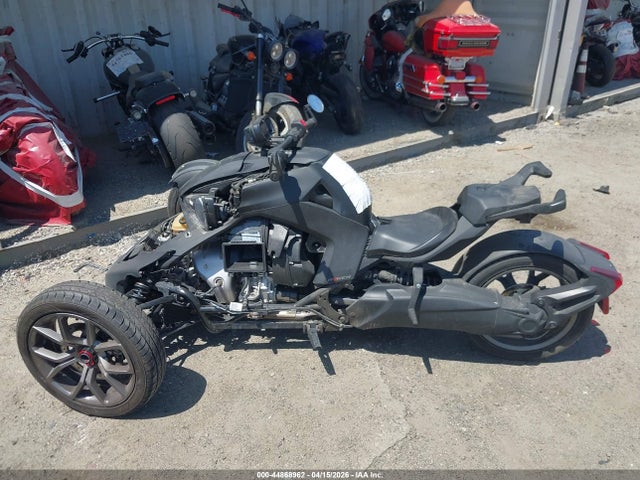 Can-Am Ryker 2024 3JB2FEG24RJ000528 Image 12