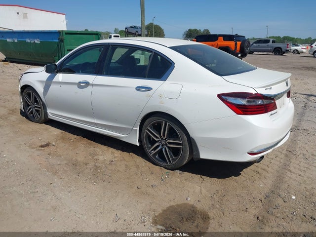 2017 Honda Accord Sport მანქანა იყიდება აუქციონზე, vin: 1HGCR2F52HA068518, აუქციონის ნომერი: 44868979