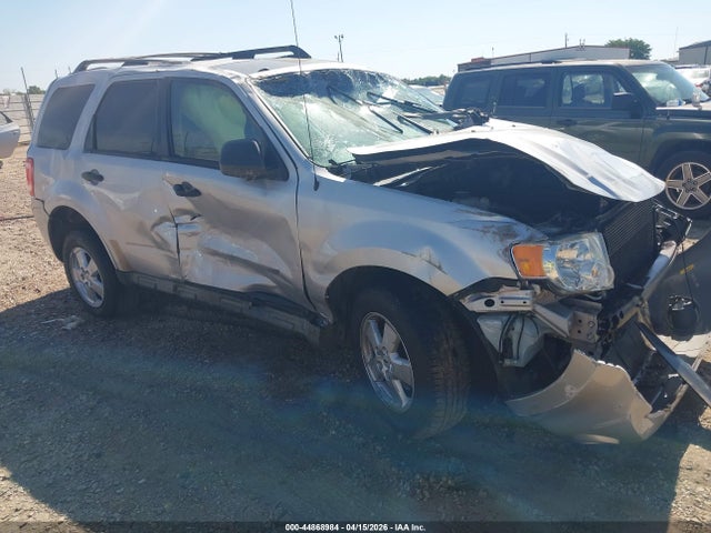 2009 Ford Escape Xlt მანქანა იყიდება აუქციონზე, vin: 1FMCU03709KD15730, აუქციონის ნომერი: 44868984