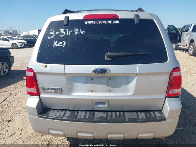 2009 Ford Escape Xlt მანქანა იყიდება აუქციონზე, vin: 1FMCU03709KD15730, აუქციონის ნომერი: 44868984