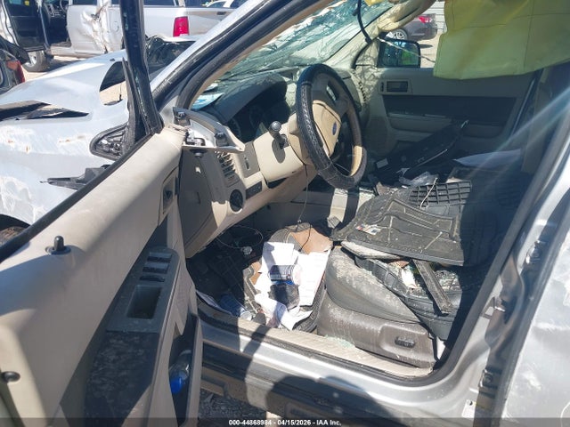 2009 Ford Escape Xlt მანქანა იყიდება აუქციონზე, vin: 1FMCU03709KD15730, აუქციონის ნომერი: 44868984