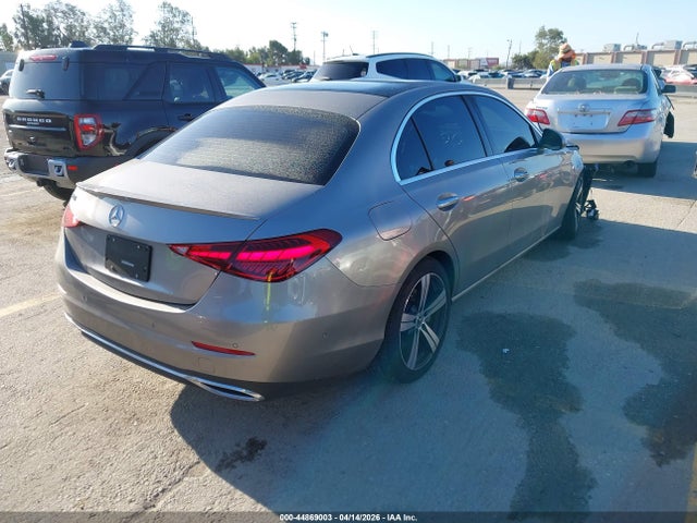 W1KAF4GB7RR235981 Mercedes-Benz C 300