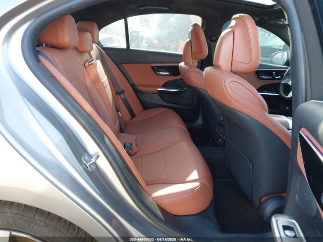 W1KAF4GB7RR235981 Mercedes-Benz C 300