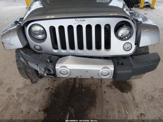 44869018 :رقم المزاد ، 1C4BJWEG2FL512784 vin ، 2015 Jeep Wrangler Unlimited Sahara مزاد بيع