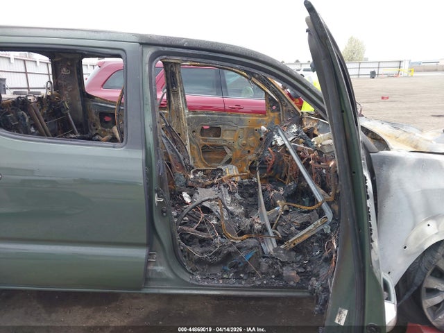 3TMGZ5AN4MM379471 Toyota Tacoma Limited