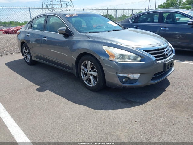 2014 Nissan Altima 2.5 Sv მანქანა იყიდება აუქციონზე, vin: 1N4AL3AP8EC327010, აუქციონის ნომერი: 44869023