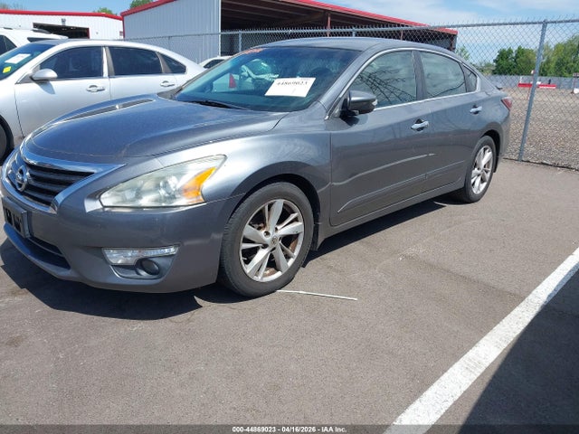 2014 Nissan Altima 2.5 Sv მანქანა იყიდება აუქციონზე, vin: 1N4AL3AP8EC327010, აუქციონის ნომერი: 44869023