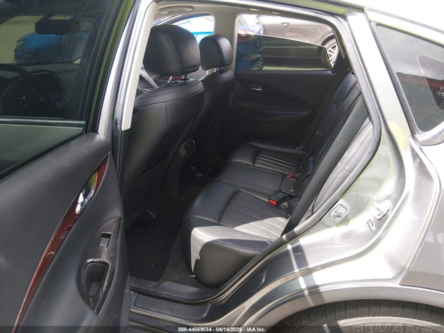 44869034 :رقم المزاد ، JN1AJ0HR9BM852057 vin ، 2011 Infiniti Ex35 Journey مزاد بيع