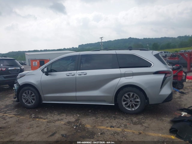 Aukcja sprzedaży 2023 Toyota Sienna Xle, vin: 5TDYRKEC7PS147463, numer aukcji: 44869042