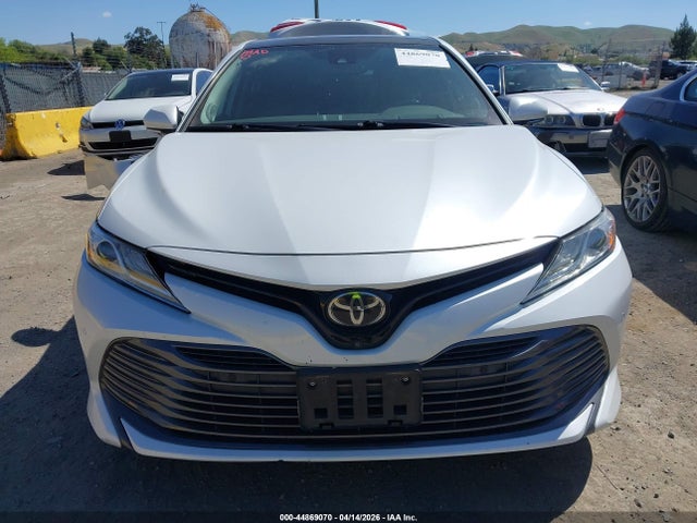 Продаж на аукціоні авто 2020 Toyota Camry Xle, vin: 4T1F11AK5LU939683, номер лоту: 44869070