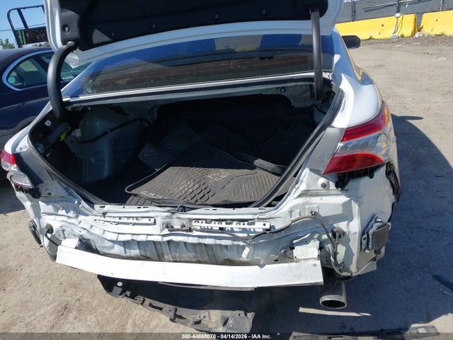 Продаж на аукціоні авто 2020 Toyota Camry Xle, vin: 4T1F11AK5LU939683, номер лоту: 44869070