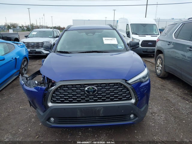 44869077 :رقم المزاد ، 7MUEAAAG1SV124806 vin ، 2025 Toyota Corolla Cross Xle مزاد بيع