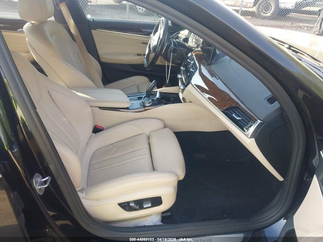 Продаж на аукціоні авто 2018 Bmw 530e Xdrive Iperformance, vin: WBAJB1C55JB085559, номер лоту: 44869103
