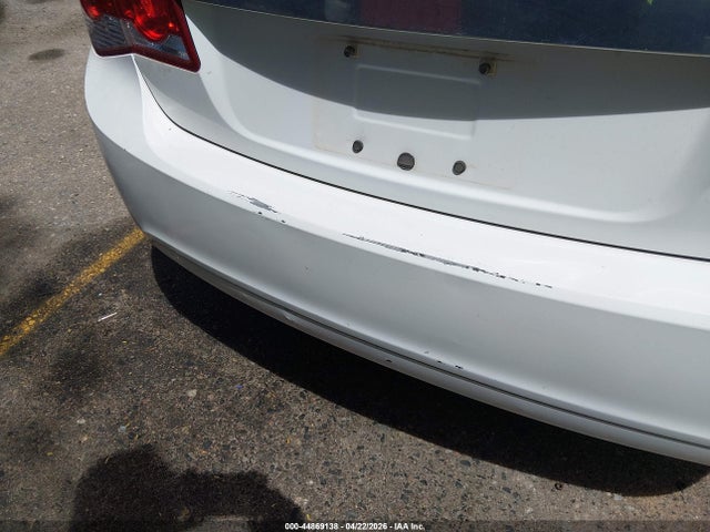 Продажа на аукционе авто 2015 Chevrolet Cruze 2lt Auto, vin: 1G1PE5SB3F7228000, номер лота: 44869138