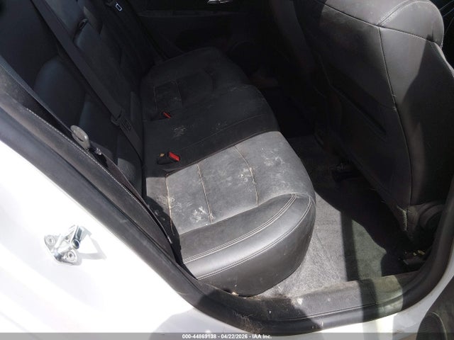 Продажа на аукционе авто 2015 Chevrolet Cruze 2lt Auto, vin: 1G1PE5SB3F7228000, номер лота: 44869138