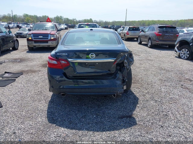 2018 Nissan Altima 2.5 Sl მანქანა იყიდება აუქციონზე, vin: 1N4AL3AP0JC122260, აუქციონის ნომერი: 44869141