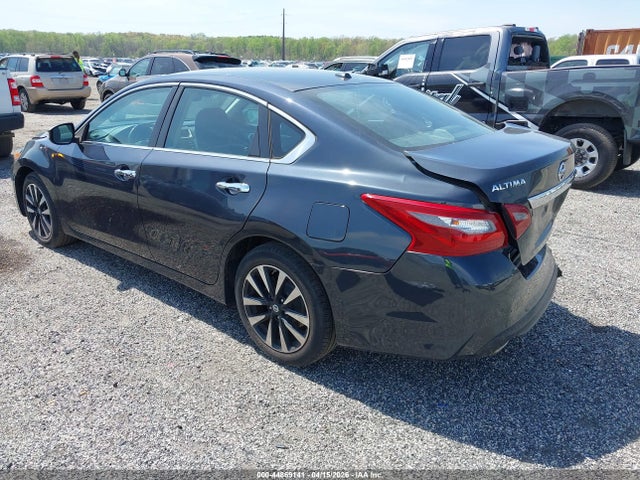 2018 Nissan Altima 2.5 Sl მანქანა იყიდება აუქციონზე, vin: 1N4AL3AP0JC122260, აუქციონის ნომერი: 44869141