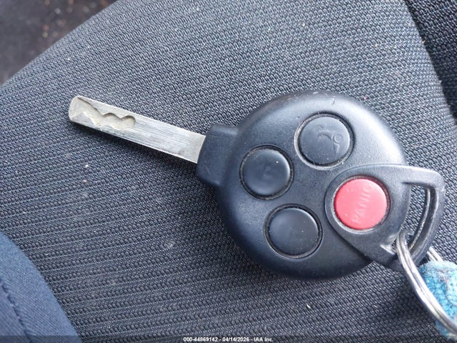 Smart Fortwo Pure 2015 WMEEJ3BAXFK802001 Image 11