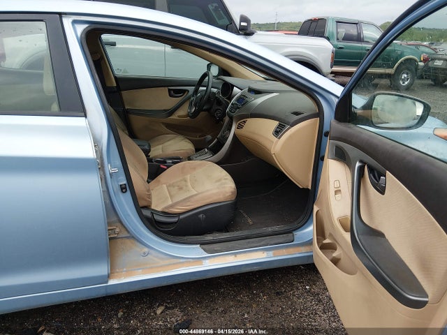 44869146 :رقم المزاد ، KMHDH4AE6DU710302 vin ، 2013 Hyundai Elantra Gls مزاد بيع