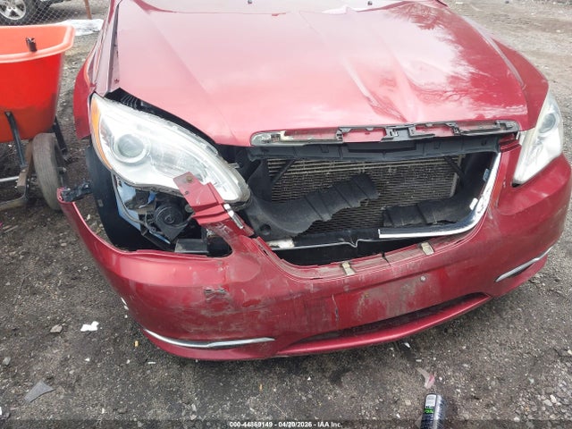 Aukcja sprzedaży 2014 Chrysler 200 Lx, vin: 1C3CCBABXEN211205, numer aukcji: 44869149