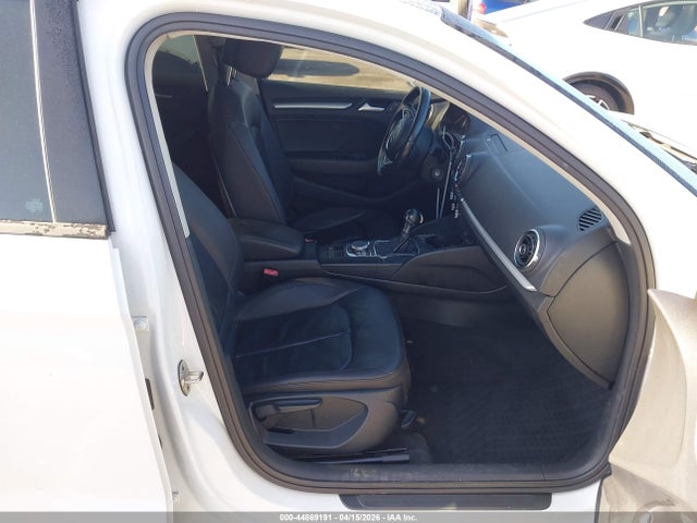 Aukcja sprzedaży 2015 Audi A3 1.8t Premium, vin: WAUACGFF2F1023182, numer aukcji: 44869191
