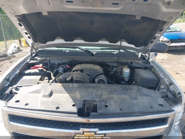 2011 Chevrolet Silverado 1500 Ls მანქანა იყიდება აუქციონზე, vin: 1GCRCREA6BZ380738, აუქციონის ნომერი: 44869219