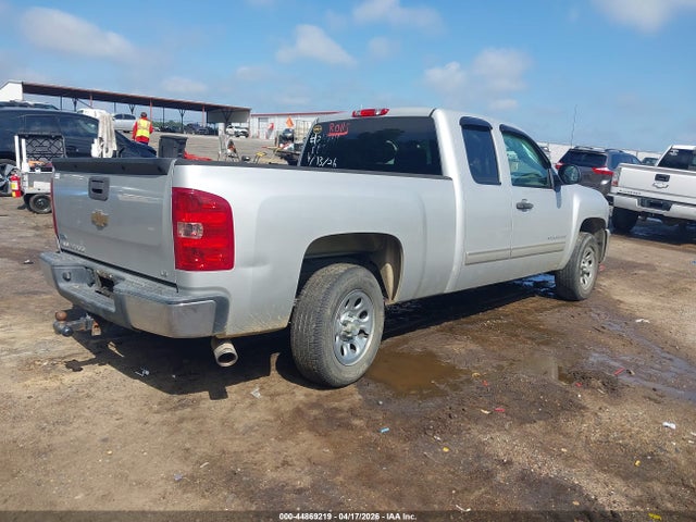 2011 Chevrolet Silverado 1500 Ls მანქანა იყიდება აუქციონზე, vin: 1GCRCREA6BZ380738, აუქციონის ნომერი: 44869219