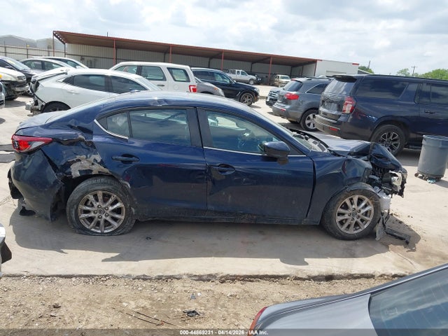 Продаж на аукціоні авто 2014 Mazda Mazda3 I Grand Touring, vin: JM1BM1W77E1188976, номер лоту: 44869231