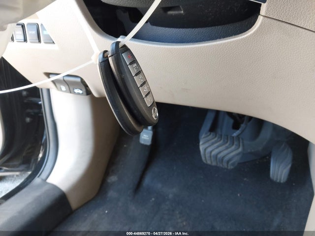 Продажа на аукционе авто 2017 Nissan Rogue Sv, vin: 5N1AT2MV3HC817370, номер лота: 44869270