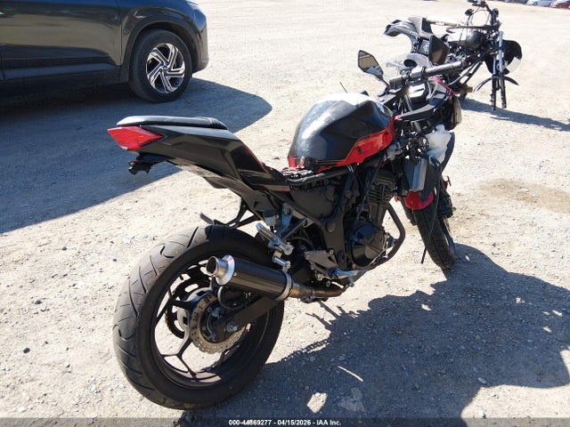 44869277 :رقم المزاد ، JKAEX8B11GDA27312 vin ، 2016 Kawasaki Ex300 B مزاد بيع