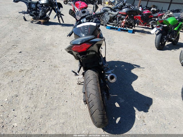 44869277 :رقم المزاد ، JKAEX8B11GDA27312 vin ، 2016 Kawasaki Ex300 B مزاد بيع