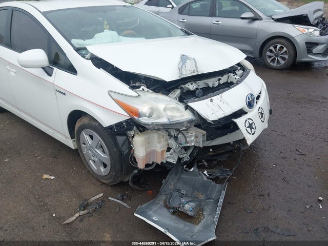 44869291 :رقم المزاد ، JTDKN3DU9A0150456 vin ، 2010 Toyota Prius Iii مزاد بيع