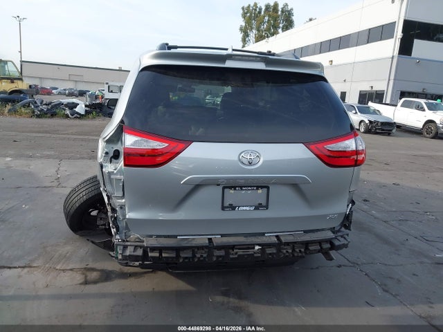 5TDYZ3DC7KS014783 Toyota Sienna Xle Premium 8 Passenger