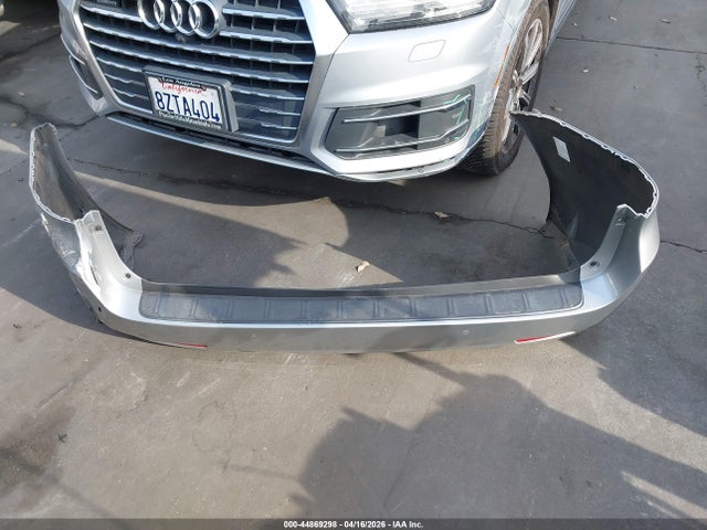 5TDYZ3DC7KS014783 Toyota Sienna Xle Premium 8 Passenger