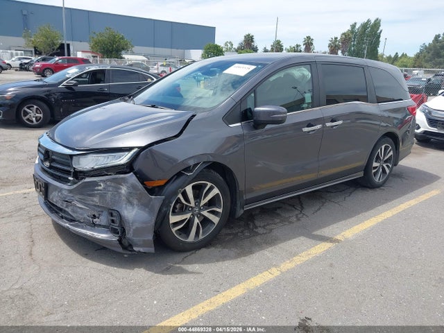 Honda Odyssey Touring 2024 5FNRL6H84RB004255 Image 2
