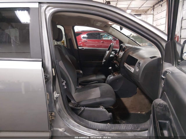 44869339 :رقم المزاد ، 1C4NJDBB5ED591905 vin ، 2014 Jeep Compass Sport مزاد بيع