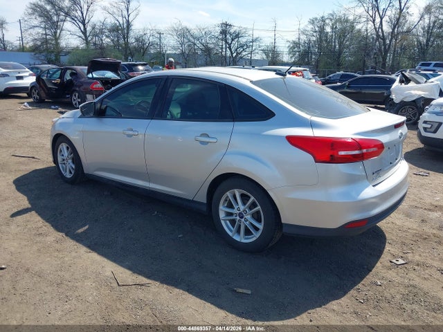 44869357 :رقم المزاد ، 1FADP3F20FL282631 vin ، 2015 Ford Focus Se مزاد بيع
