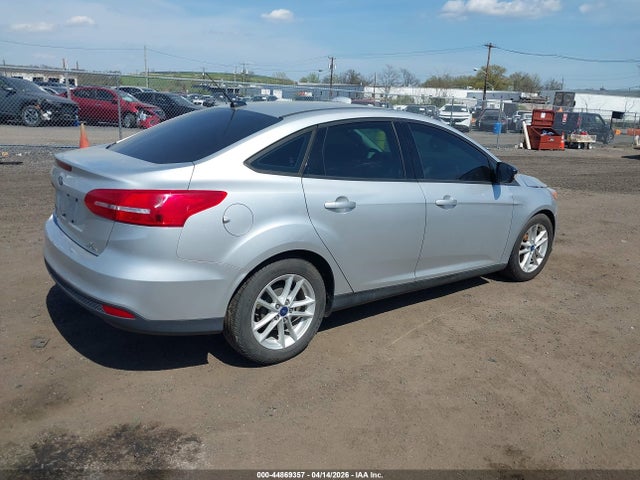 44869357 :رقم المزاد ، 1FADP3F20FL282631 vin ، 2015 Ford Focus Se مزاد بيع
