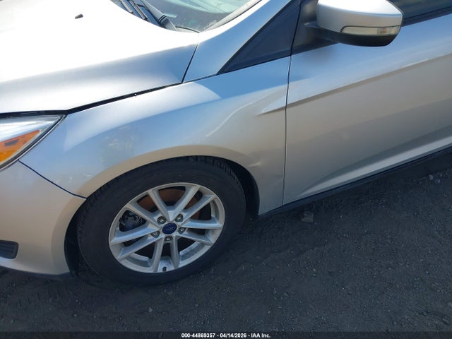 44869357 :رقم المزاد ، 1FADP3F20FL282631 vin ، 2015 Ford Focus Se مزاد بيع