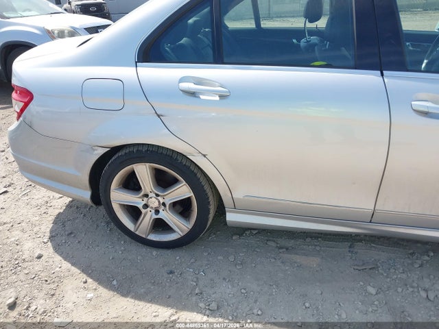Aukcja sprzedaży 2011 Mercedes-benz C 300 Luxury 4matic/sport 4matic, vin: WDDGF8BB6BR165243, numer aukcji: 44869361