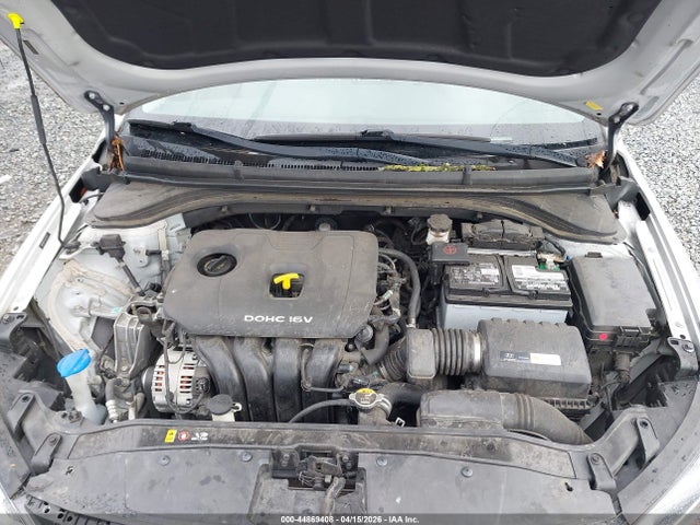 5NPD84LFXJH331142 Hyundai ELANTRA SEL