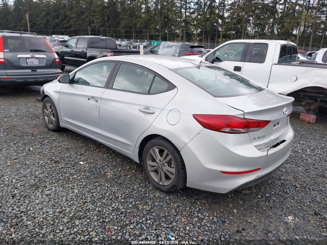5NPD84LFXJH331142 Hyundai ELANTRA SEL