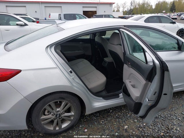 5NPD84LFXJH331142 Hyundai ELANTRA SEL
