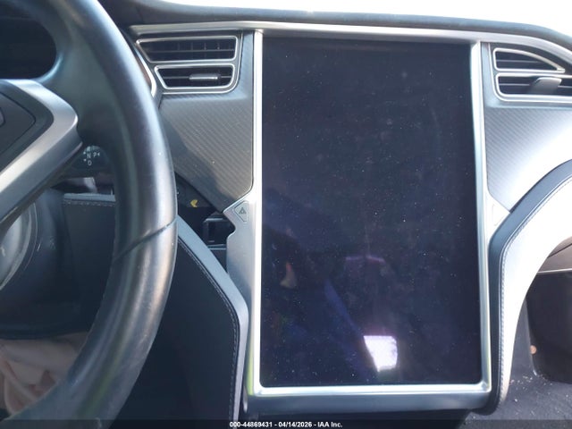 Tesla Model S 100d/60d/75d/90d/p100d 2017 5YJSA1E26HF192284 Image 17