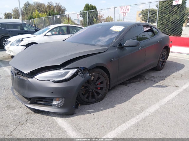 Tesla Model S 100d/60d/75d/90d/p100d 2017 5YJSA1E26HF192284 Image 2