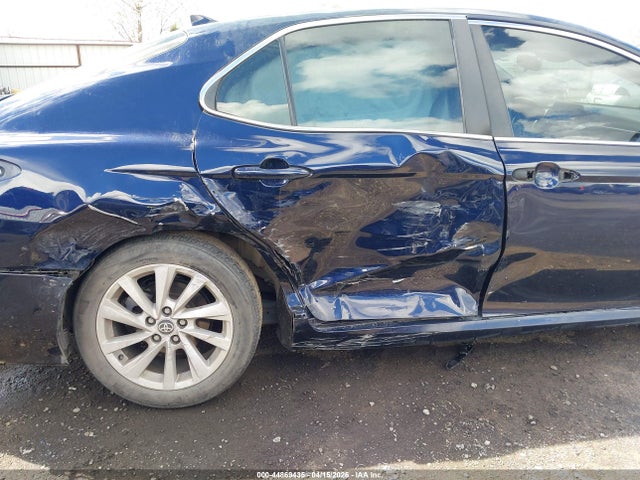 4T1C11AK3MU610288 Toyota CAMRY LE