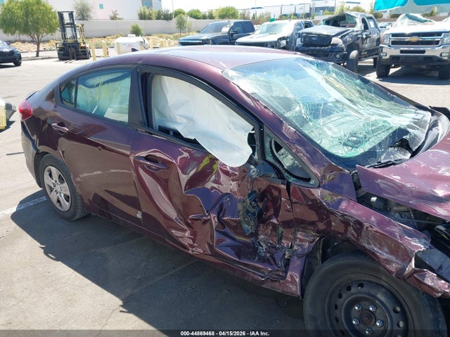 KIA FORTE LX 2018 3KPFK4A7XJE254962 Image 13