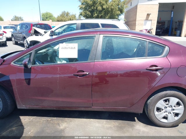 KIA FORTE LX 2018 3KPFK4A7XJE254962 Image 14