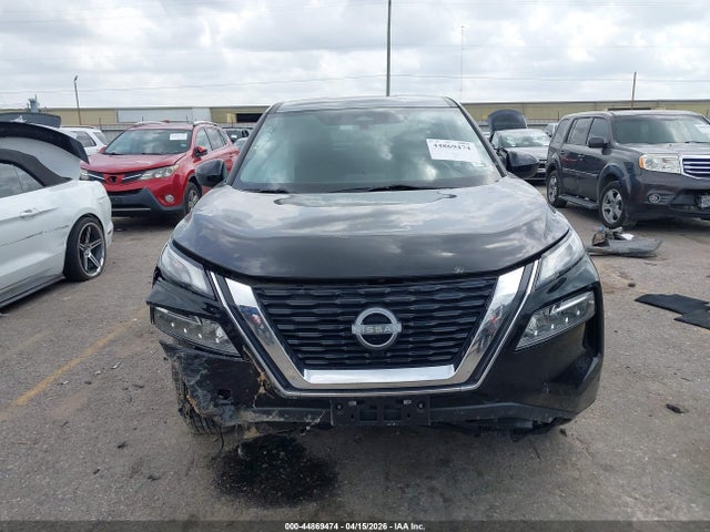44869474 :رقم المزاد ، 5N1BT3BA8PC910751 vin ، 2023 Nissan Rogue Sv Fwd مزاد بيع