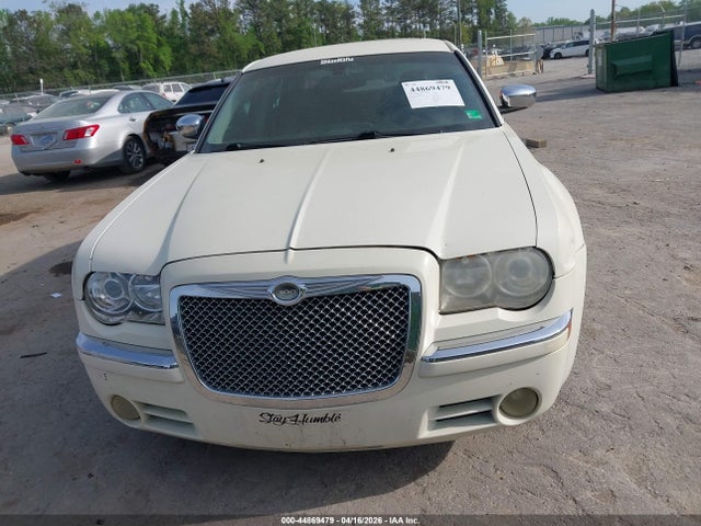 Продажа на аукционе авто 2007 Chrysler 300c, vin: 2C3KA63H87H738150, номер лота: 44869479